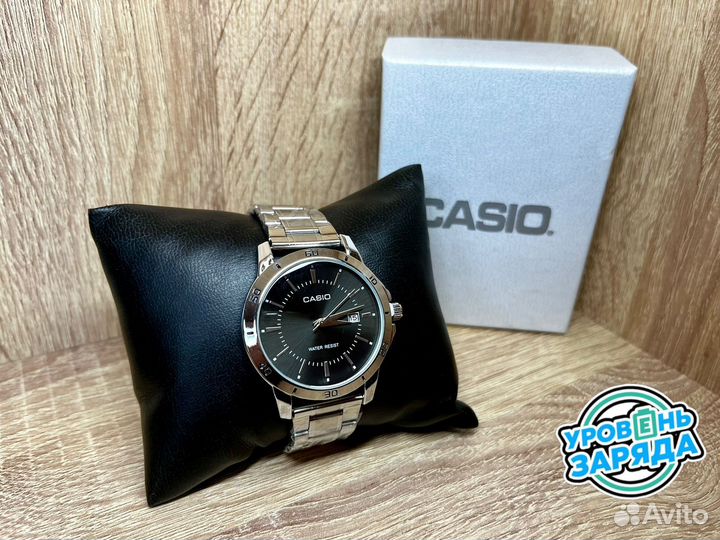 Новые Наручные часы Casio с чёрным циферблатом