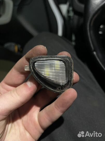 Подсветка зеркала KIA ceed JD
