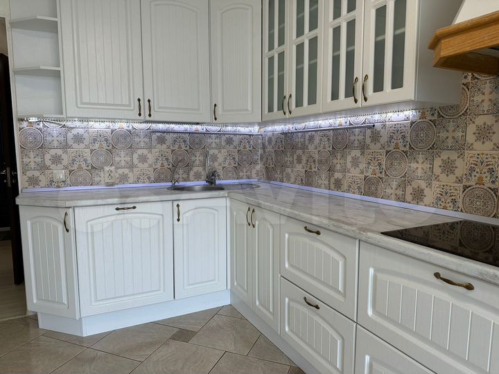 2-к. квартира, 62 м², 9/14 эт.