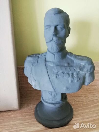Бюст статуэтка фигурка