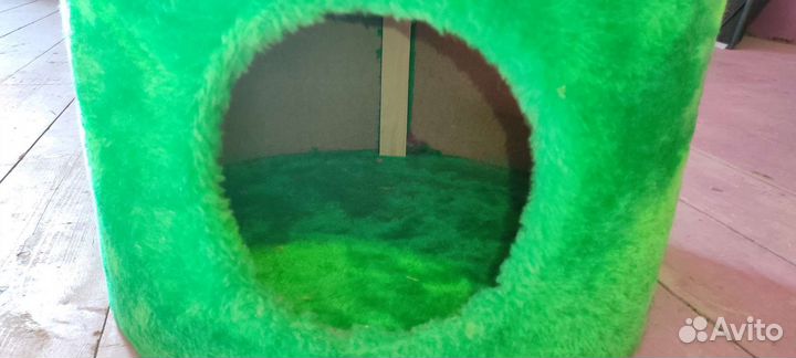 Домик для кошки с когтеточкой