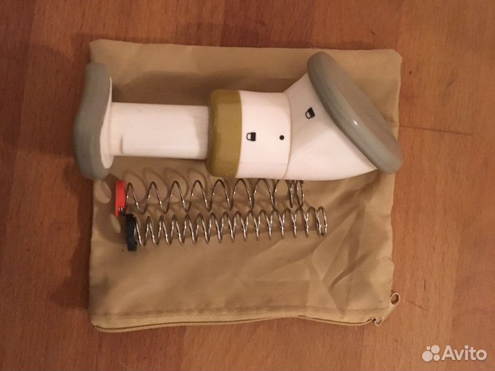 Тренажер для коррекции силуэта шеи и подбородка