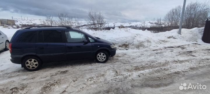 Opel Zafira 1.8 МТ, 2002, 319 405 км