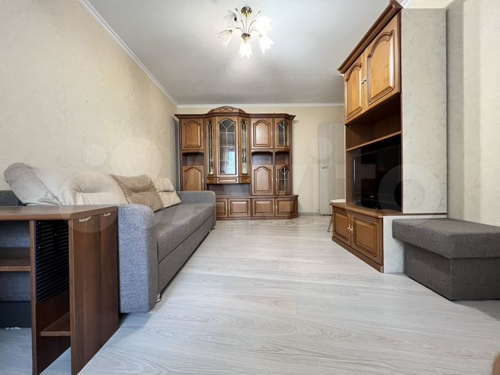 3-к. квартира, 65 м², 3/9 эт.