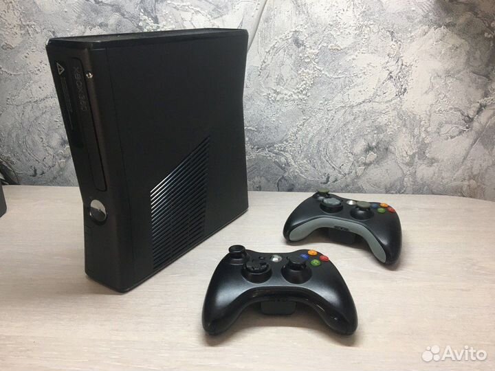 Xbox 360S freeboot + 100 игр