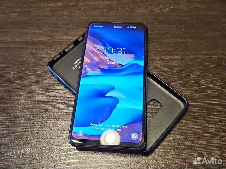 Samsung Galaxy S10e, 6/128 ГБ