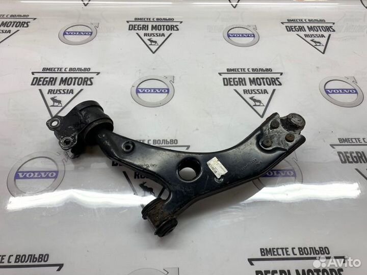 Рычаг подвески передний правый Volvo C30 S40 06-13