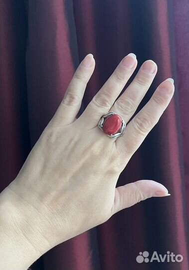 Серьги и кольцо с Кораллом