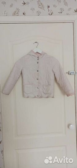 Куртка для девочки 4-6 лет. Б/у. Весна- осень