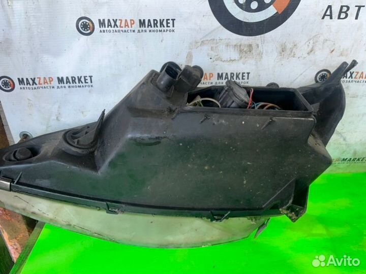 Фары передние Ford Focus 1 1.6 2004