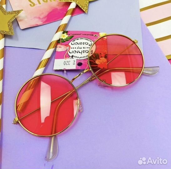 Имиджевые круглые очки с розовой оправой