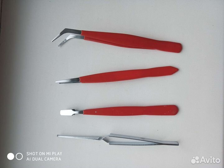 Набор пинцетов
