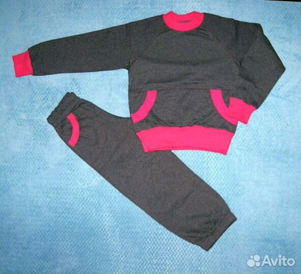 Новый костюм для девочки р.104