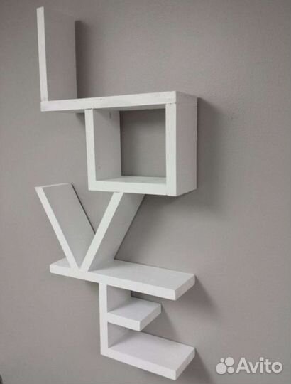 Настенная полка