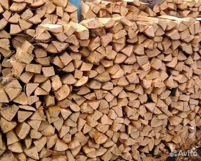 Дрова с укладкой в дровник