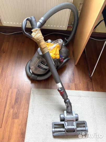 Пылесос Dyson
