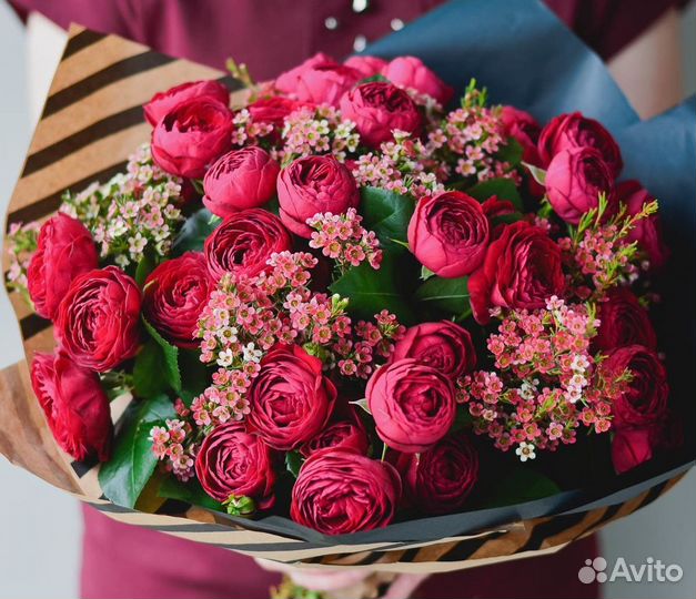 Кустовые розы для воспитателя с доставкой