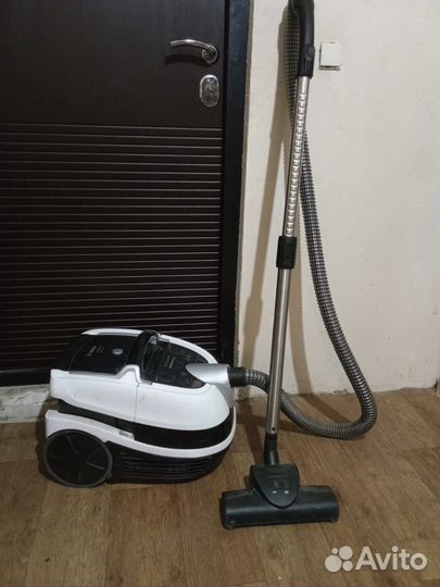 Моющий пылесос Thomas