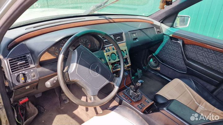 Двигатель mercedes 2.2