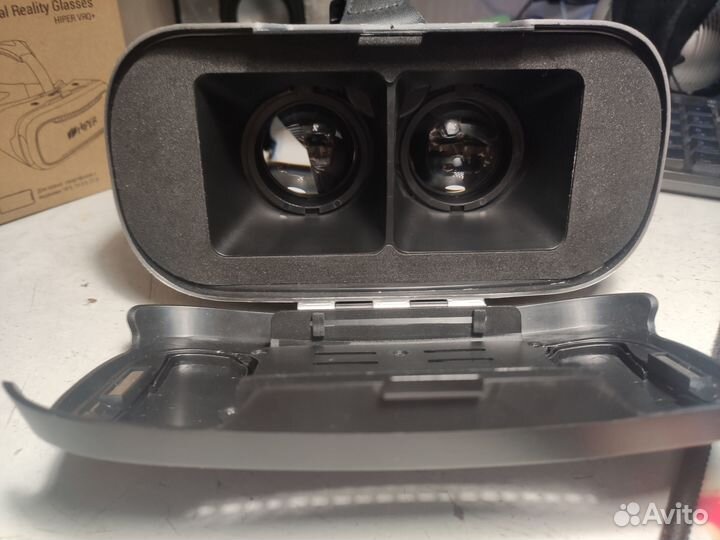 Очки виртуальной реальности hiper VRQ+ джойстик
