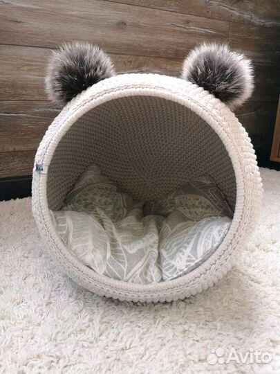 Лежанка для кошек и собак