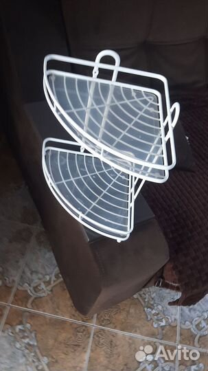 Полка в ванную хорошего качества 500р