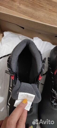 Лыжные ботинки