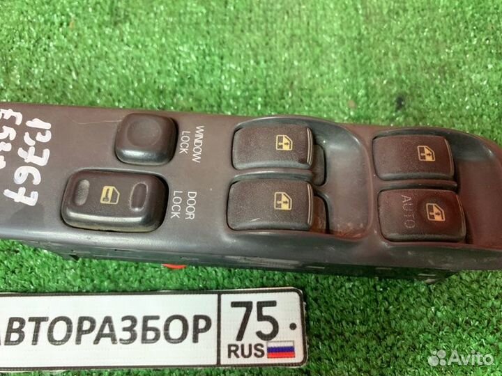 Блок управления стеклоподъемниками передний правый