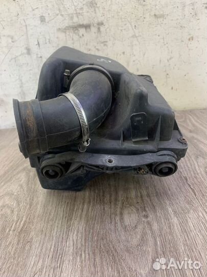 Корпус воздушного фильтра Opel Astra H Z18XER