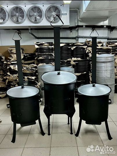 Казан чугунный с печкой