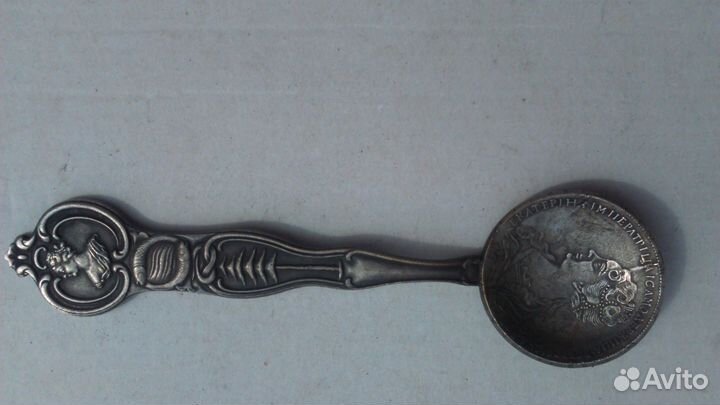 Сувенир из металла