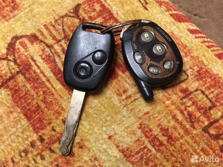 Ключ-иммобилайзер от а/м honda civic 4 D, 2008