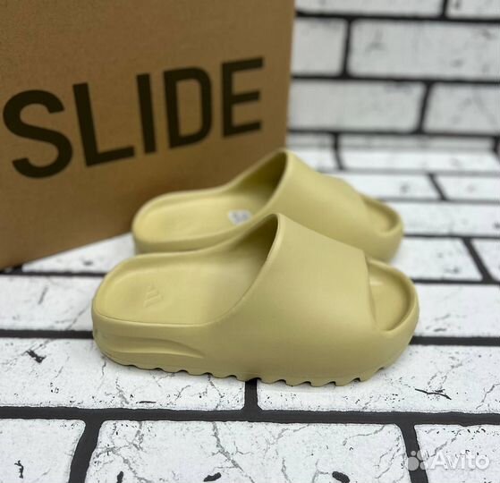 Сланцы Adidas Yeezy Slide Desert Sand (36-45)