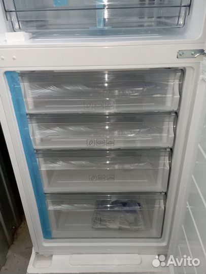 Холодильник Haier C2F636cwrg