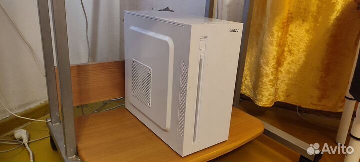 Игровой компьютер в сборе