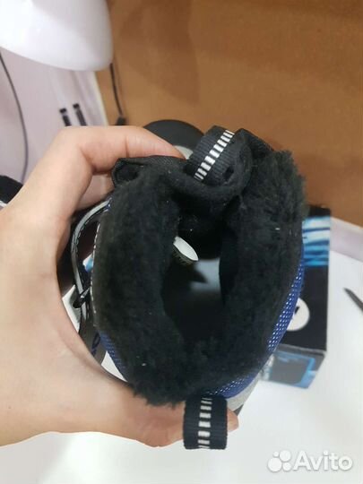 Лыжные ботинки детские размер 33