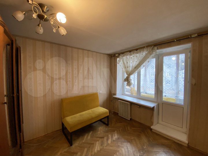 2-к. квартира, 56 м², 2/5 эт.