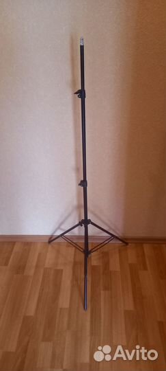 Штатив для проектора/камеры