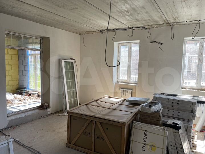 Коттедж 196 м² на участке 5,3 сот.