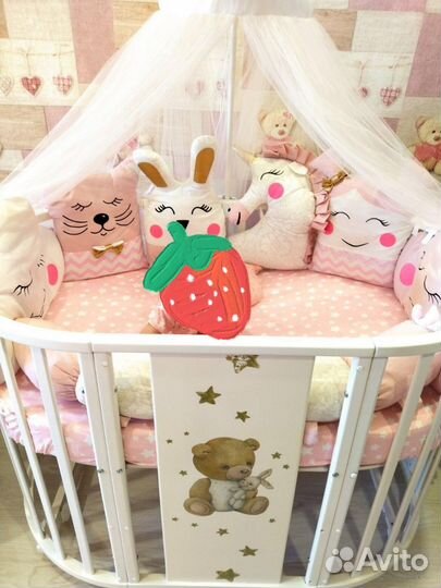 Детская кроватка