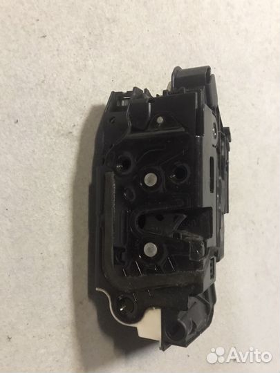 Замок передней правой двери 5N1837016C