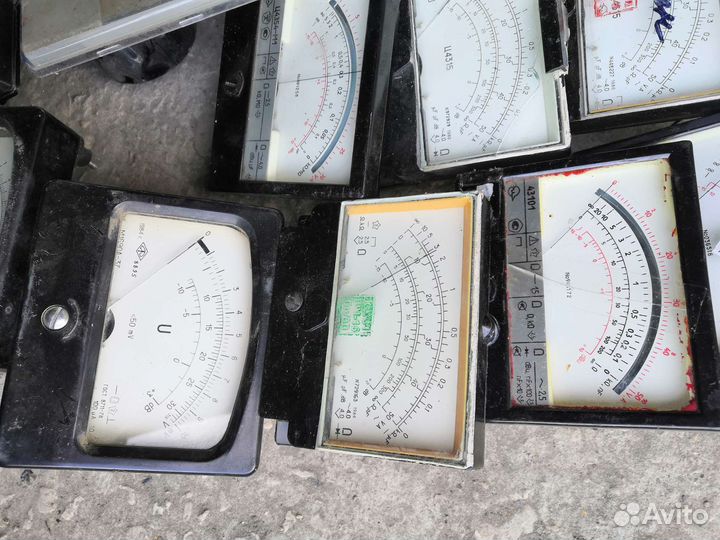 Индикаторы стрелочные