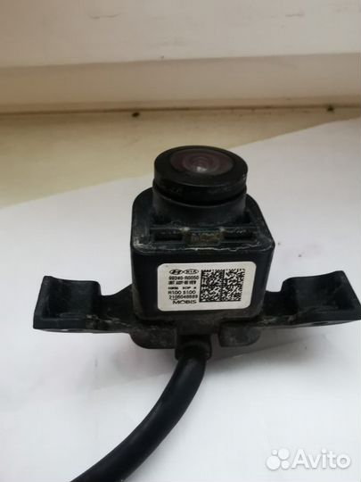 Штатная камера заднего вида kia carnival