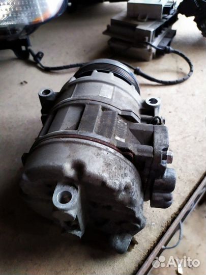 Компрессор кондиционера бмв е39