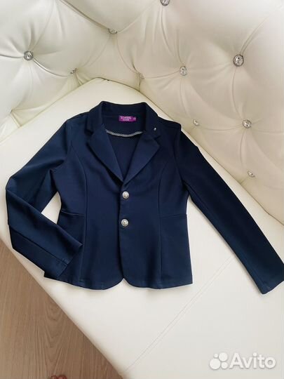 Пиджак на девочку 134