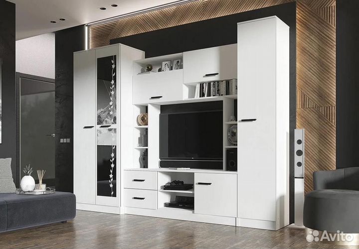 Гостиная марта-11 Белый гладкий