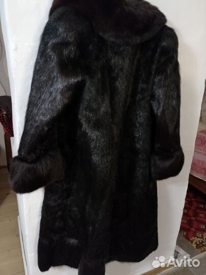 Шуба из меха нутрии (женская)