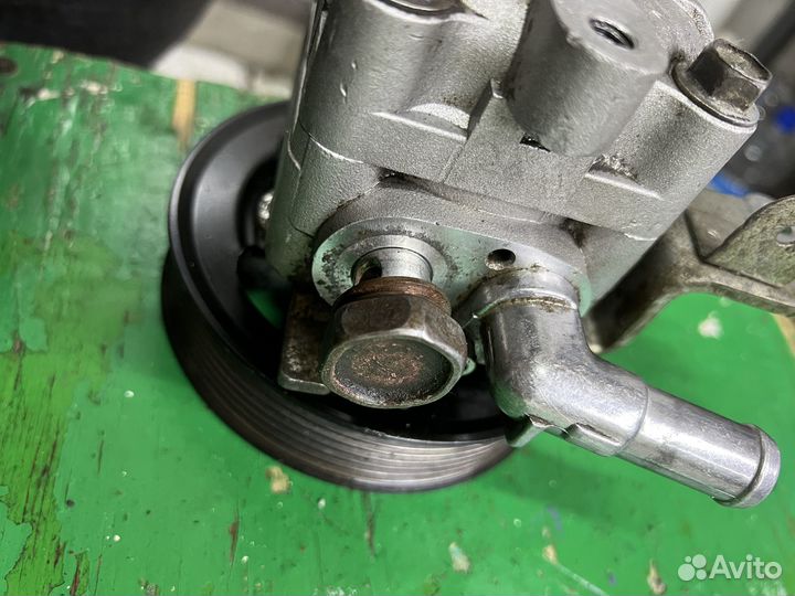 Насос гура nissan teana j32