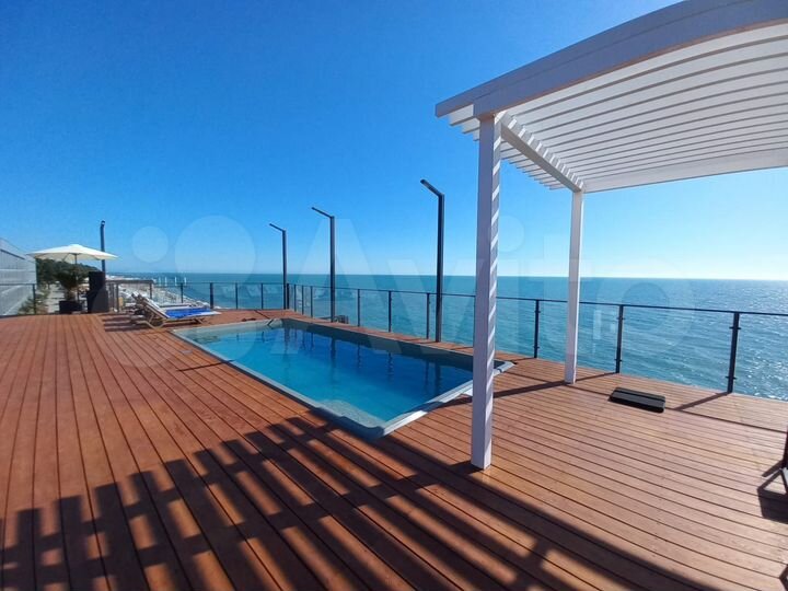 Отель возле моря