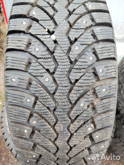 Formula Ice 215/50 R17